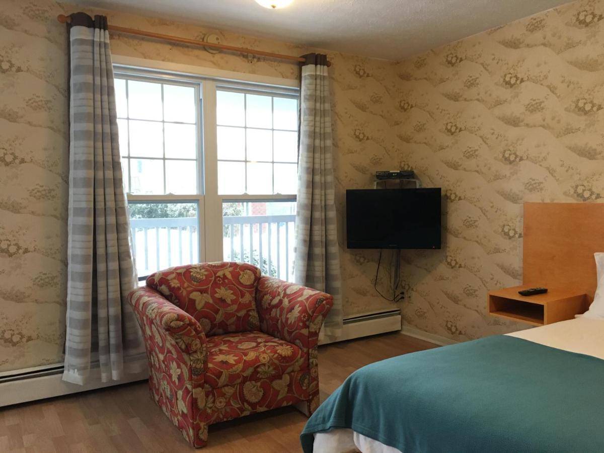 Motel Le Sabre Шербрук Экстерьер фото